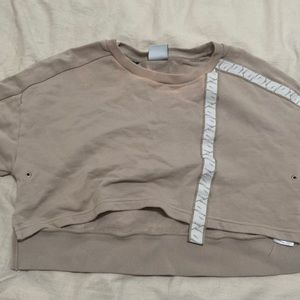 gymshark cropped sweater cream size small